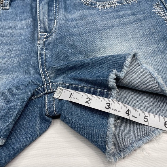 Shyanne Denim Shorts Cowgirl Rodeo Festival Western Jeweled Summer Raw Hem New - Picture 9 of 14